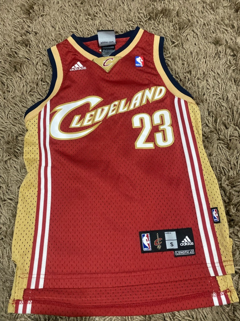 adidas Cleveland Cavaliers Red & Gold NBA Jersey Patch Detail
